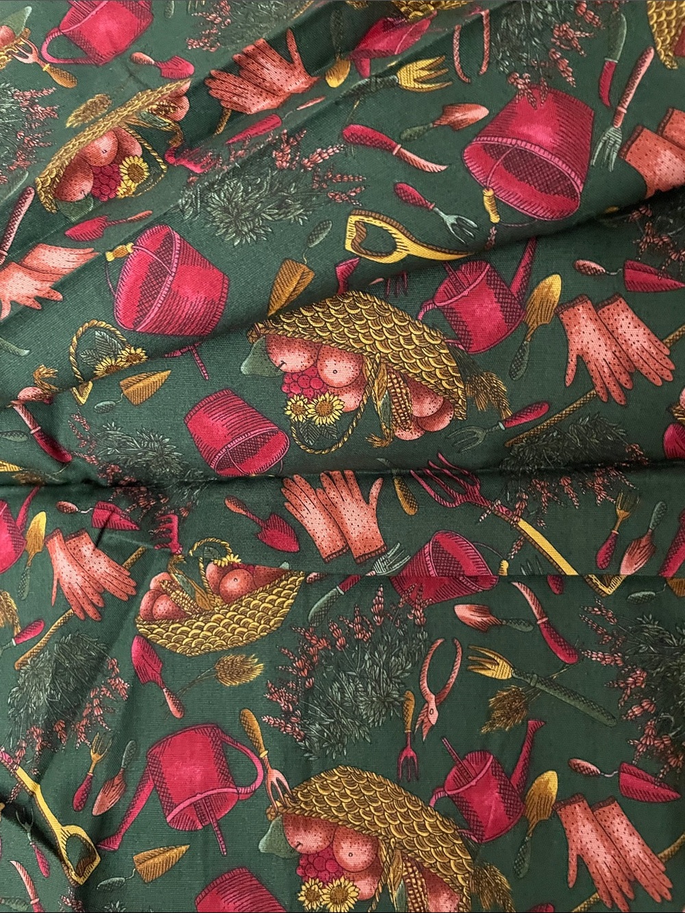 4–5 LB MIXED FABRIC CHRISTMAS BUNDLE • USABLE PIECES • CRAFT & SEWING - Picture 3 of 8